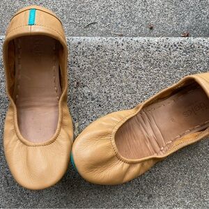 Tieks Ballet flat size 8 in camel brown beige